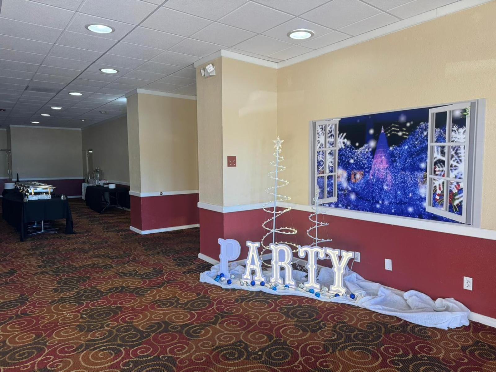 Clarion Inn & Suites, 로스웰 외부 사진